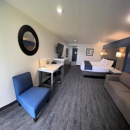 Oyster Bay Inn & Suites เบรเมอร์ตัน ภายนอก รูปภาพ